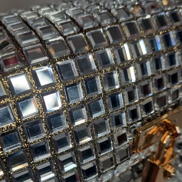 Kurt Geiger Metallic Grid Shoulder Bag W/Dust Bag NWT - Picture 16 of 16